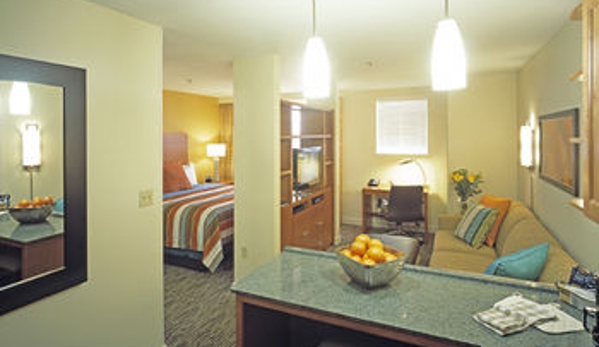 Hyatt House Denver Airport - Denver, CO