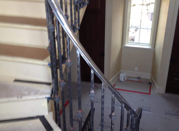 CS IronDesign - Crescent, IA. Custom Interior Railings