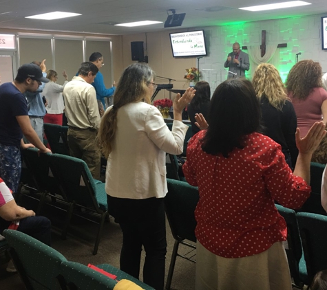 Ministerio Extendiendo la Mano - Hollywood, FL