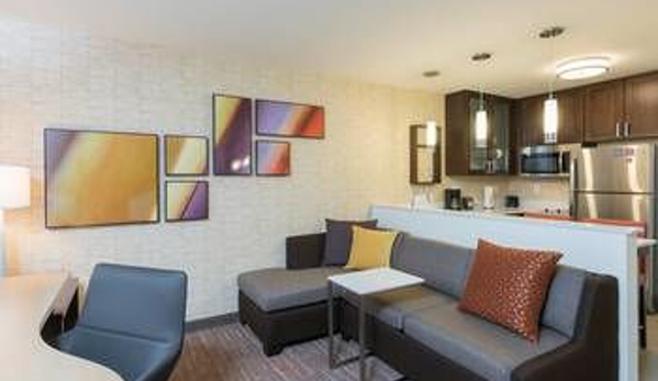 Residence Inn Milwaukee West - Wauwatosa, WI