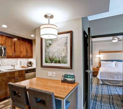 Homewood Suites by Hilton Boston Brookline-Longwood Medical - Brookline, MA