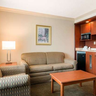 Quality Inn & Suites Tarpon Springs South - Tarpon Springs, FL