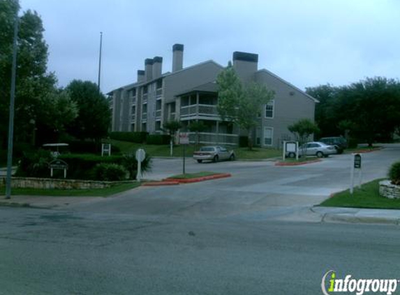 Berkshire Hills Apartments - Austin, TX