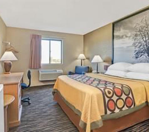 Super 8 by Wyndham Spokane/West - Spokane, WA