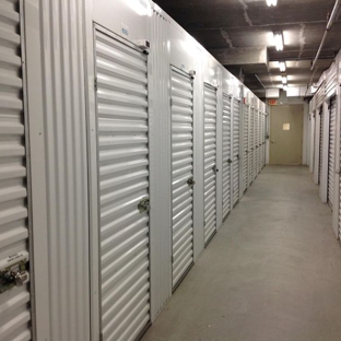 Life Storage - Fort Lauderdale, FL