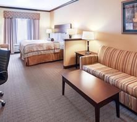 Best Western Plus Royal Mountain Inn & Suites - Athens, TX