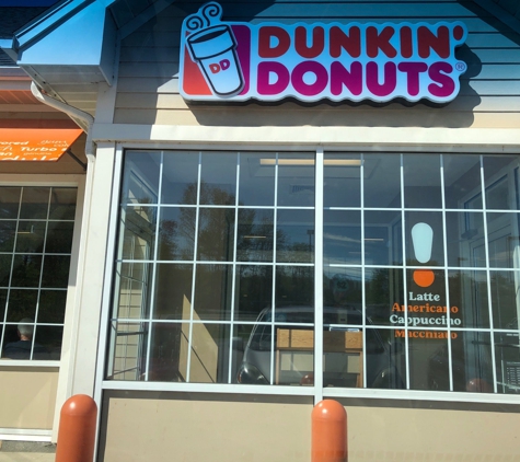 Dunkin' - Bridgton, ME