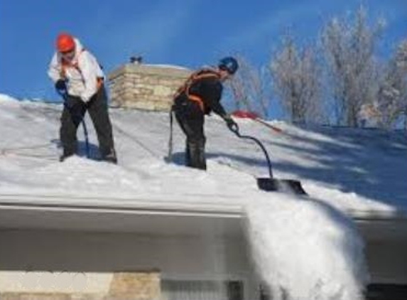 Lowest Price Snow Removal, Sidewalk, Driveway, Roof - Middle City West, PA