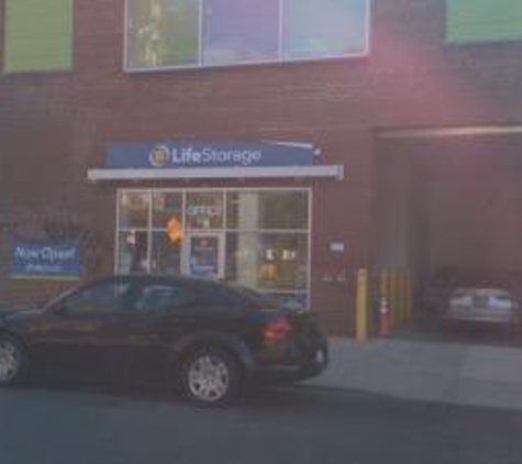 Life Storage - Brooklyn, NY