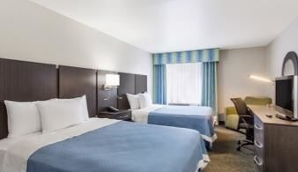 Days Inn & Suites by Wyndham East Flagstaff - Flagstaff, AZ