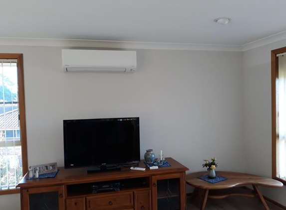 Matt Couper Painting And Decorating - Morayfield, QLD. Day Two