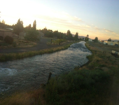 Comfort Suites Redmond Airport - Redmond, OR