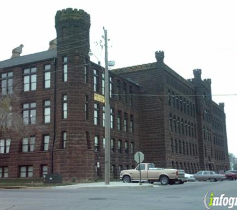 Castle on the Hill Apartments - Sioux City, IA