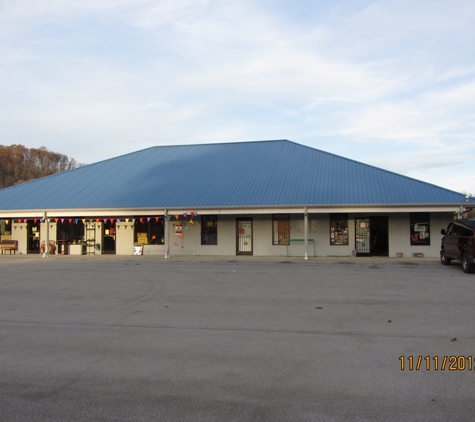 Wally's Sporting Goods - Gate City, VA