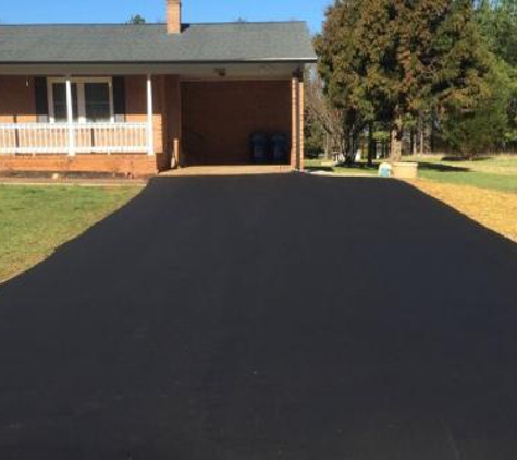 Apex Paving and Sealcoating - Bee Cave, TX