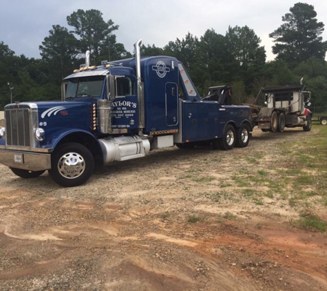 Taylor's 24 Hour Wrecker Service - Monroe, GA