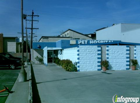 Beach Boulevard Pet Hospital - Huntington Beach, CA