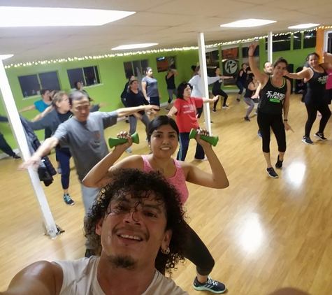 JC Dance Fitness #comogozas - El Monte, CA