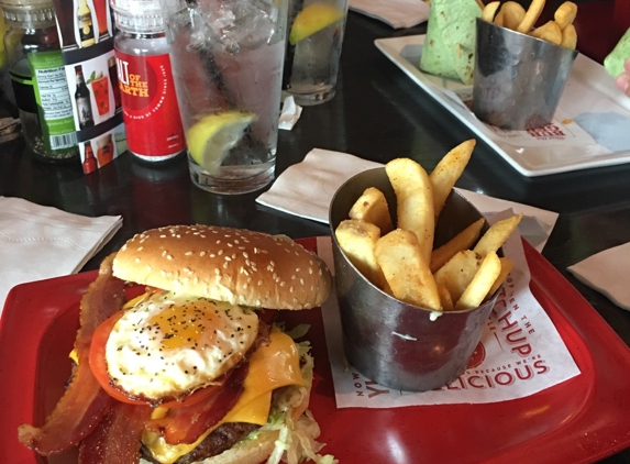 Red Robin Gourmet Burgers - Saint Cloud, MN