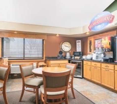 Baymont Inn & Suites - Kasson, MN