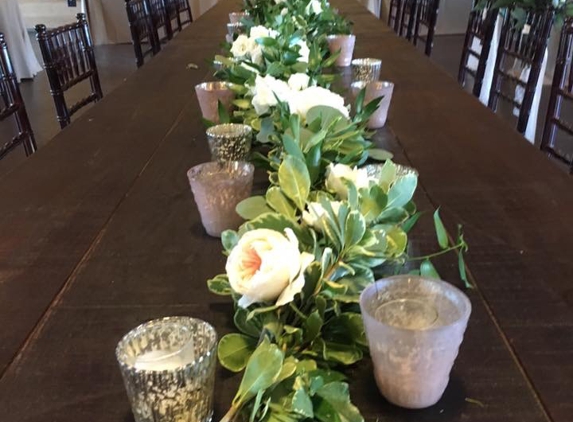 Floral Designs by Jonie Larosee - Ladson, SC