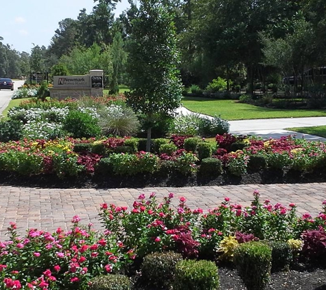 Helms Landscape And Artificial Turf - Highlands, TX