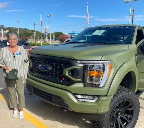 Ken Stoepel Ford Lincoln - Kerrville, TX