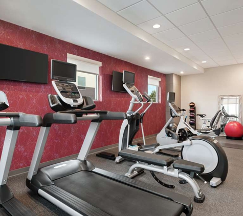 Home2 Suites by Hilton Brooklyn Park Minneapolis - Brooklyn Park, MN