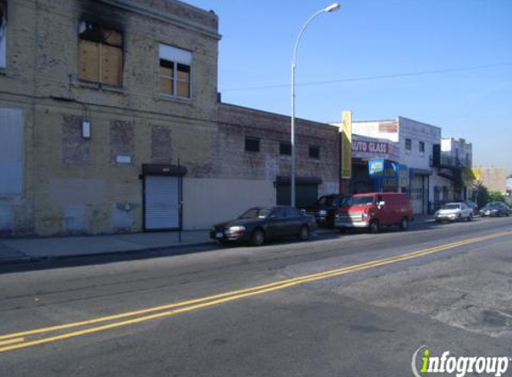 Mi Amigo Muffler & Tire - Ridgewood, NY