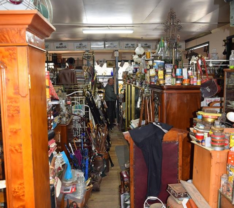 Lydiard Furniture & Antiques - Soldiers Hill, VIC