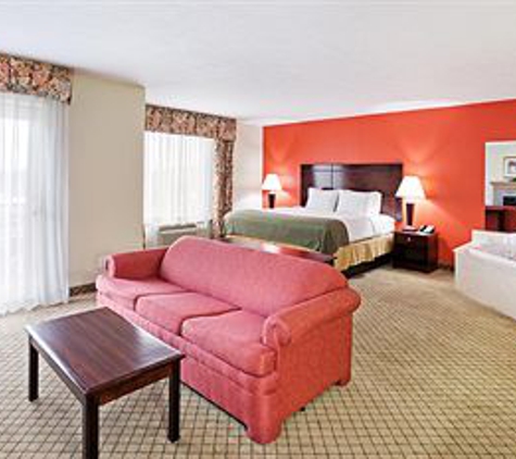 Holiday Inn Express Dandridge - Dandridge, TN