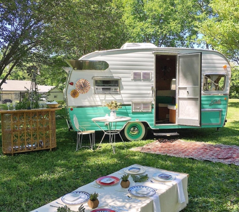 The Flying Ham Travel Trailer Rentals - Mount Juliet, TN