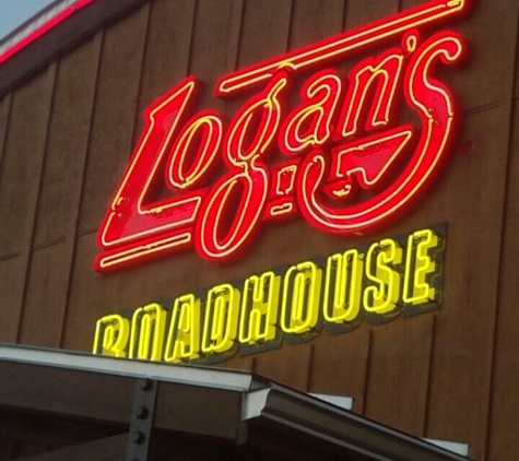 Logan's Roadhouse - Lancaster, TX