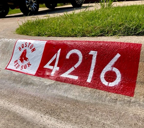 Left Hand Paint - Curb Address Painting - White Settlement, TX