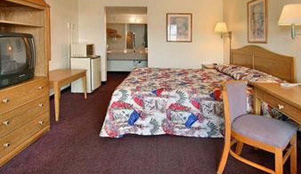 Days Inn by Wyndham St. Augustine I-95/Outlet Mall - Saint Augustine, FL