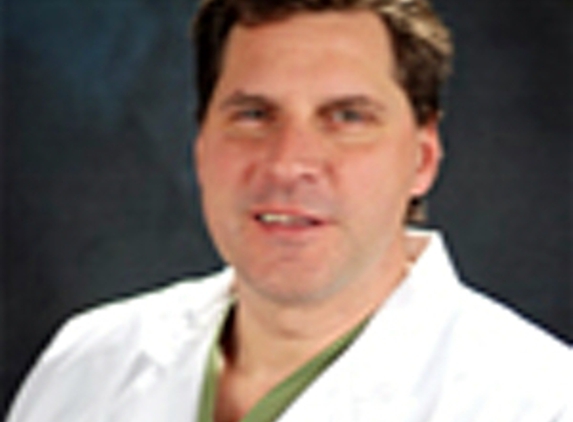 Dr. Thomas M Hall, MD - Garden City, MI