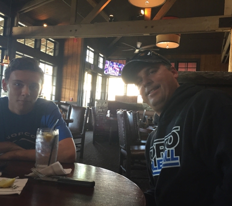 Claim Jumper - Corona, CA