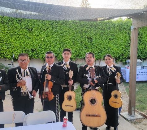 Mariachi Los Gallitos - Los Angeles, CA