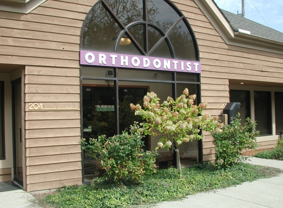 Hrabowy Orthodontics - Grove City, OH