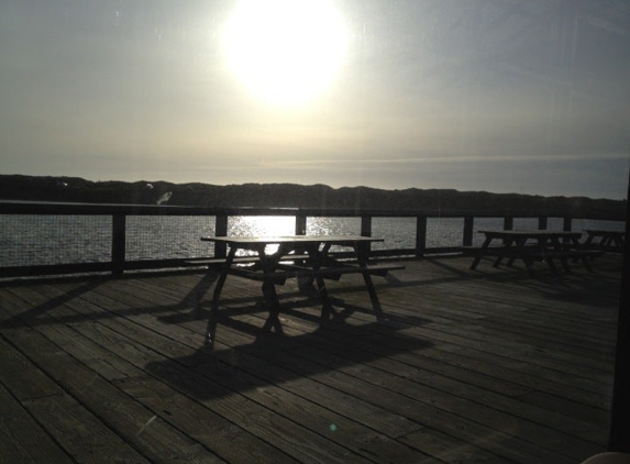 Sea Harvest Fish Market & Restaurants - Moss Landing, CA