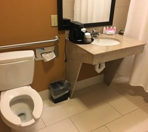 Fairfield Inn & Suites - Frankfort, KY