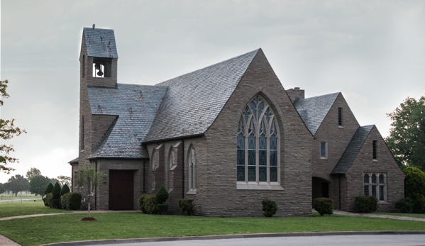 Morgan Studio - Tulsa, OK. Memorial Chapel