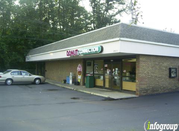 Beckers Donuts and Bakery - North Olmsted, OH