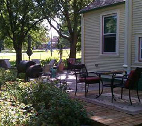 Pryor House Bed & Breakfast - Shelby, IA