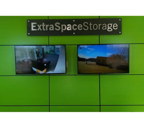 Extra Space Storage - Edmond, OK