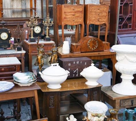 B Langston's Antiques & Liquidations - Jacksonville, FL