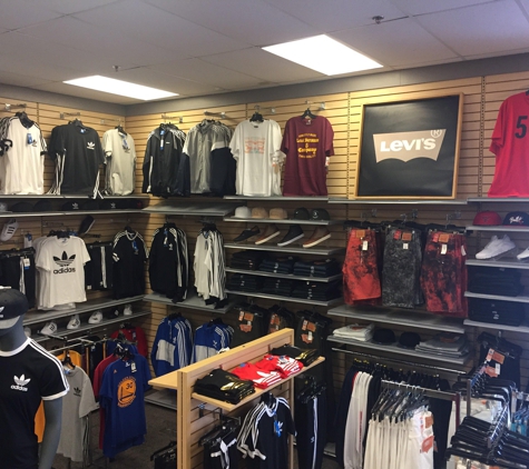 Hibbett Sports - Donaldsonville, LA