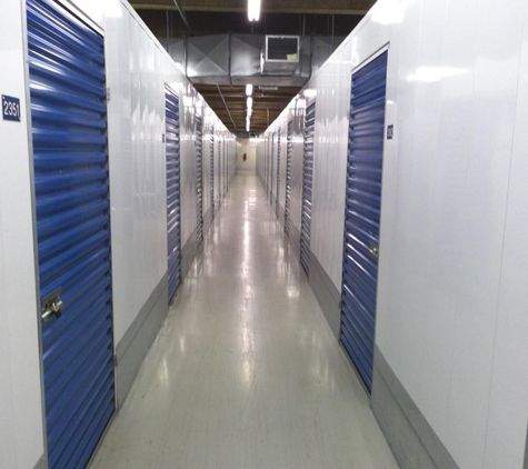 Life Storage - Stamford - Stamford, CT