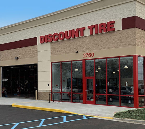 Discount Tire - Columbus, IN