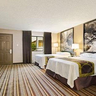 Super 8 by Wyndham Monteagle TN - Monteagle, TN